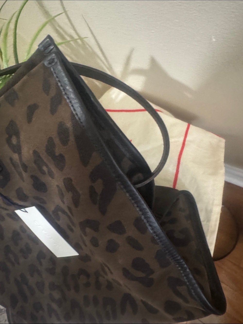 Clare .V Simple Suede Tote
Clare V.
Sold Out - Picture 4 of 16